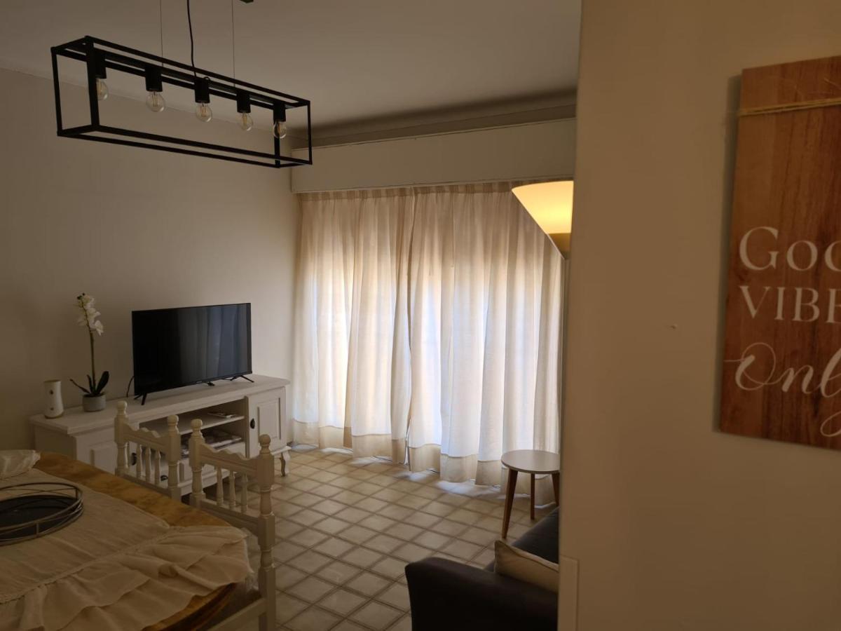 Alquiler Temporal Departamento Centrico Y Confortable En Mendoza Ngoại thất bức ảnh